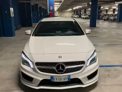 Usata Mercedes CLA220 Premium 177 CV (130 kW) 2014 Bianco Berlina