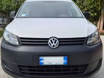 Usata VW Caddy Maxi 109 CV (80 kW) 2013 Bianco Monovolume