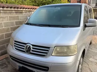 Usata VW Multivan 2006 Grigio Monovolume