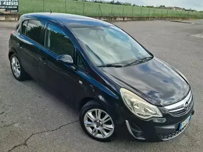 Usata Opel Corsa 86 CV (63 kW) 2012 Nero Utilitaria