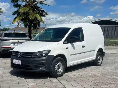 Usata VW Caddy 122 CV (89 kW) 2019 Bianco Monovolume