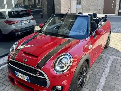 Begagnad Mini John Cooper Works Cabriolet 192 HK (141 kW) 2018 Cab