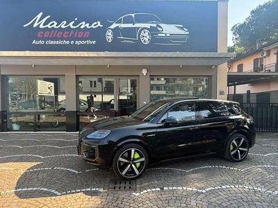 Usata Porsche Cayenne Turbo E-Hybrid 600 CV (441 kW) 2024 Nero SUV