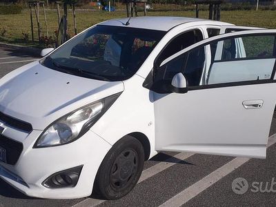 Begagnad Chevrolet Spark LS 68 HK (50 kW) 2013 Vit Halvkombi