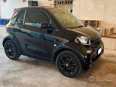 Usata Smart ForTwo Cabrio 71 CV (52 kW) 2017 Nero Cabrio