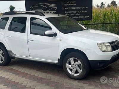 Usata Dacia Duster Ambiance 90 CV (66 kW) 2011 Bianco SUV