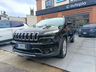 Second-hand Jeep Cherokee Overland 200 CP (147 kW) 2017 Negru SUV