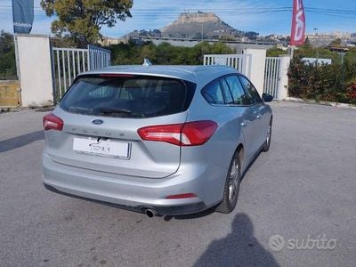 Usata Ford Focus Business Edition 120 CV (88 kW) 2021 Grigio Station wagon