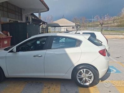 Usata Alfa Romeo Giulietta Exclusive 109 CV (80 kW) 2011 Utilitaria