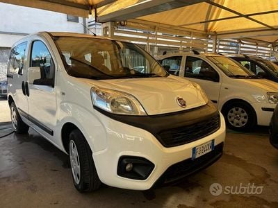 Usata Fiat Qubo Trekking 80 CV (58 kW) 2017 Bianco Monovolume
