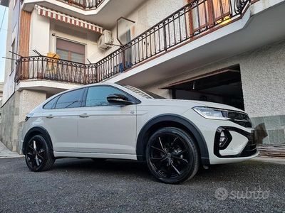 Usata VW Taigo R-line 115 CV (84 kW) 2024 Grigio SUV