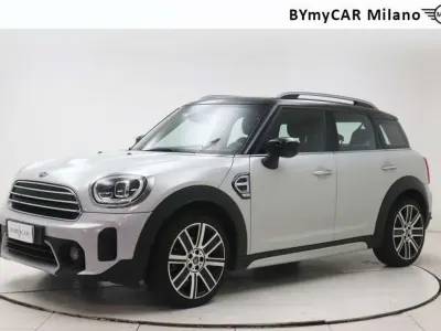 Usata Mini Cooper Countryman Business 136 CV (100 kW) 2022 White silver metallizzato SUV