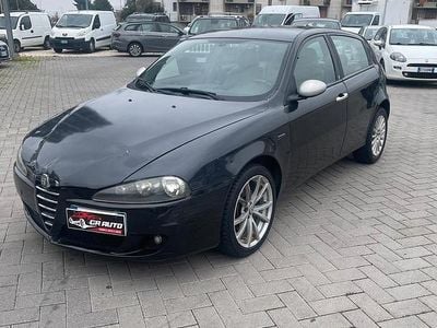 Usata Alfa Romeo 147 150 CV (110 kW) 2006 Nero Utilitaria