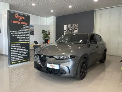 Usata Alfa Romeo Tonale Super 131 CV (96 kW) 2023 Grigio SUV
