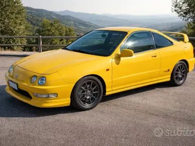 Usata Honda Integra Type R 190 CV (139 kW) 2000 Giallo Coupé