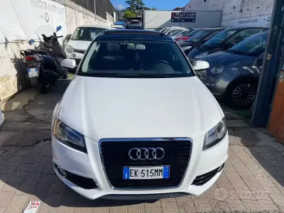 Usado Audi A3 Attraction 140 CV (102 kW) 2011 Blanco Utilitario
