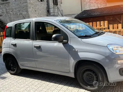 Usata Fiat Panda 69 CV (50 kW) 2019 Bluazzurro Utilitaria