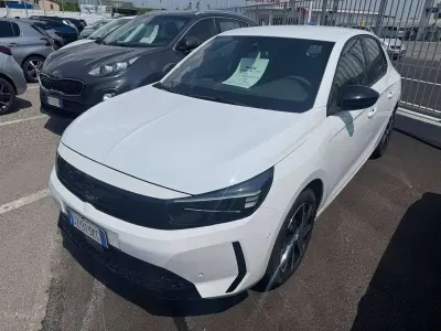 Usata Opel Corsa S 101 CV (74 kW) 2025 Bianco Utilitaria