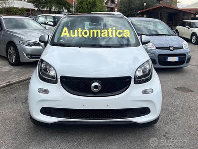 Begagnad Smart ForFour Passion 71 HK (52 kW) 2016 Vit Halvkombi