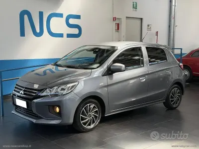Usata Mitsubishi Space Star Intense 71 CV (52 kW) 2022 Grigio Utilitaria