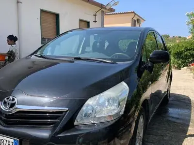 Usata Toyota Verso Sol 126 CV (92 kW) 2010 Nero Monovolume