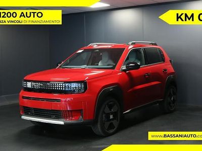 Nuova Fiat Grande Panda La Prima 110 CV (80 kW) 2025 Nero Utilitaria