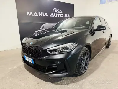 Begagnad BMW 120 M Sport 190 HK (139 kW) 2023 Svart Halvkombi