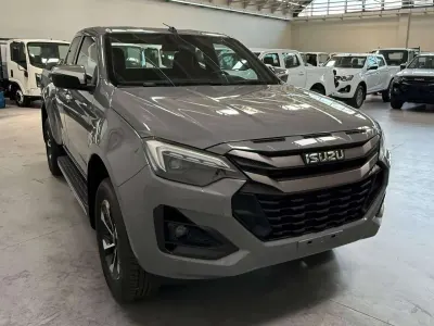 Nuova Isuzu D-Max 165 CV (121 kW) 2026 Kinabalu gray Pick-up