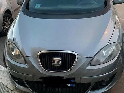 Usata Seat Altea XL 105 CV (77 kW) 2007 Grigio Monovolume