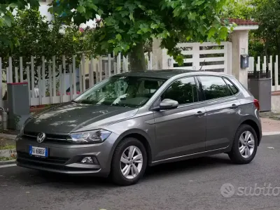 Usata VW Polo Comfortline 80 CV (58 kW) 2019 Grigio Utilitaria