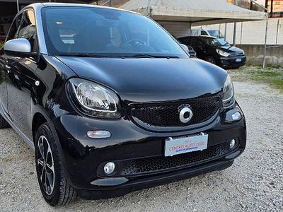 Usata Smart ForFour Passion 71 CV (52 kW) 2016 Nero Utilitaria