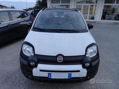 Usata Fiat Panda Cross Cross 69 CV (50 kW) 2019 Bianco Utilitaria