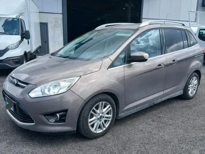 Usata Ford Grand C-Max Titanium 115 CV (84 kW) 2015 Marrone Monovolume