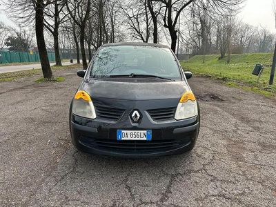 Nero Usata 2006 Renault Modus Monovolume | 2500 €