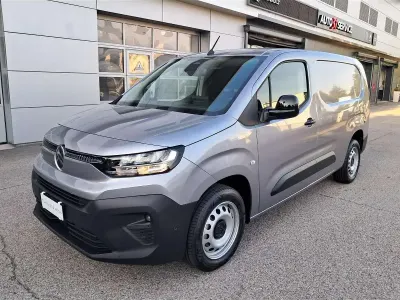 Nuova Citroën Berlingo 131 CV (96 kW) 2026 Grigio Monovolume