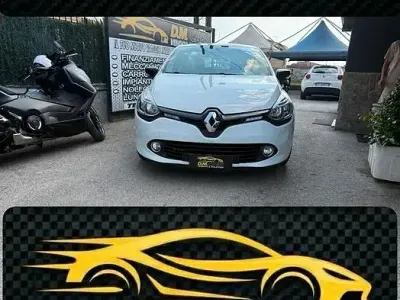 Usata Renault Clio IV 75 CV (55 kW) 2014 Bianco Berlina