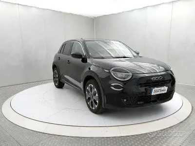 Usata Fiat 600 La Prima 101 CV (74 kW) 2025 Nero SUV