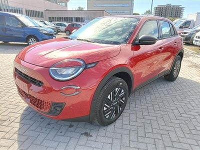 Nuova Fiat 600 145 CV (106 kW) 2025 Rosso SUV