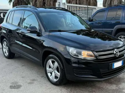 Usata VW Tiguan Sport 140 CV (102 kW) 2014 Nero SUV