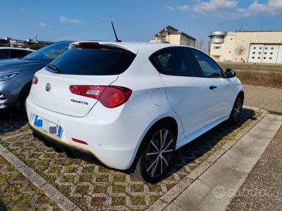 Usata Alfa Romeo Giulietta Sprint 120 CV (88 kW) 2021 Bianco Utilitaria