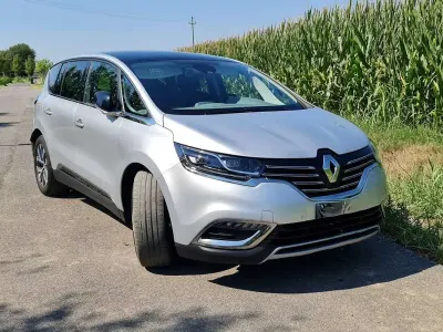 Usata Renault Espace Intens 160 CV (117 kW) 2019 Argento Monovolume