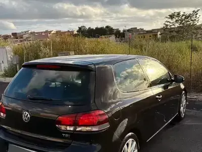 Usata VW Golf VI 122 CV (89 kW) 2010 Utilitaria