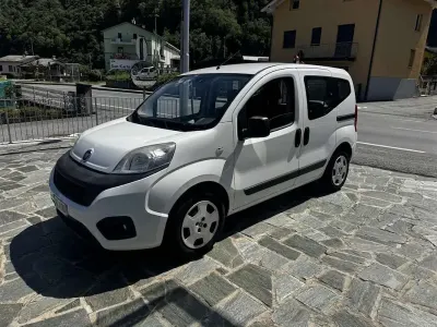 Usata Fiat Qubo Active 75 CV (55 kW) 2017 Monovolume