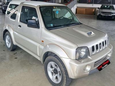 Usata Suzuki Jimny 86 CV (63 kW) 2005 Grigio SUV
