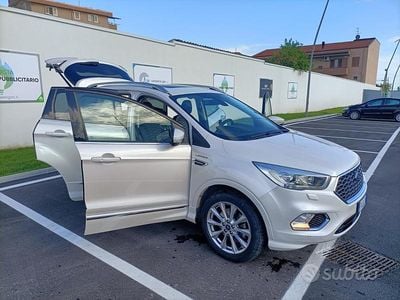 Usata Ford Kuga Vignale 150 CV (110 kW) 2018 Bianco SUV