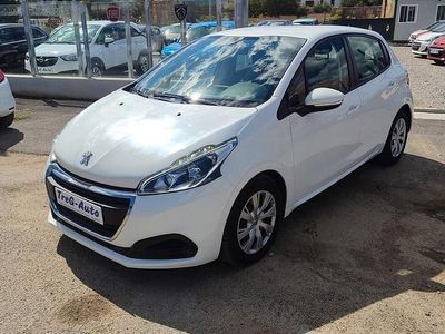 Usata Peugeot 208 Active 75 CV (55 kW) 2018 Bianco Utilitaria