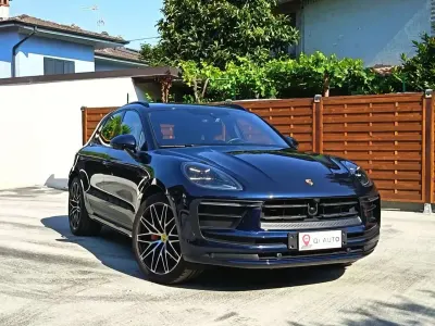 Usata Porsche Macan T 265 CV (194 kW) 2022 Blu/azzurro SUV