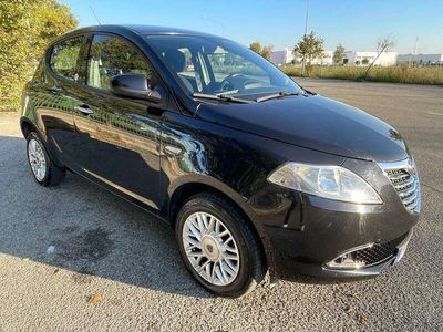 usata Lancia Ypsilon YpsilonIII 0.9 t.air Ecochic Metano 80cv E6