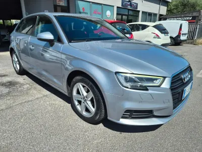 Usata Audi A3 Ambiente 116 CV (85 kW) 2018 Argento Berlina