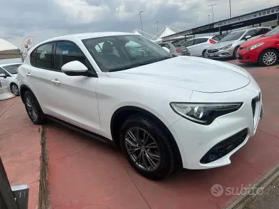 Usata Alfa Romeo Stelvio 160 CV (117 kW) 2020 Bianco SUV